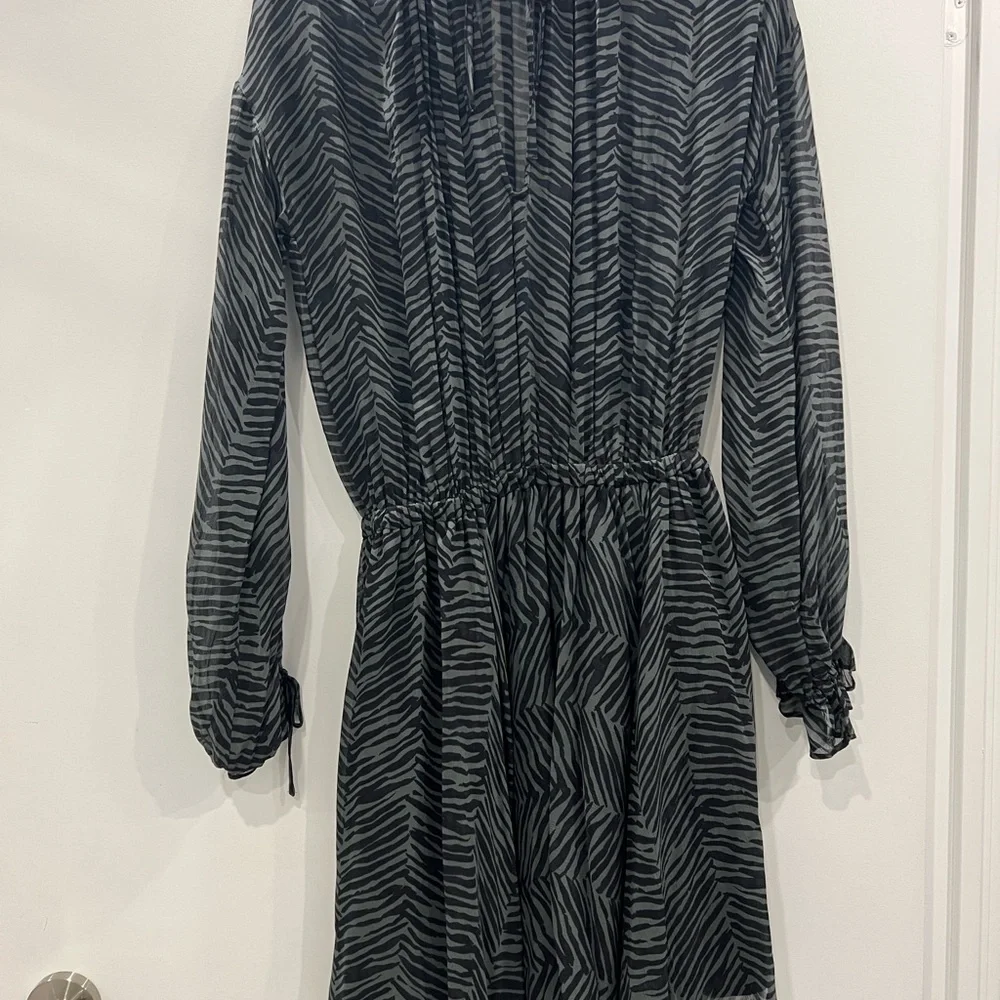 Elegant Black and Gray Zebra Print Dress - Picture 1 of 5